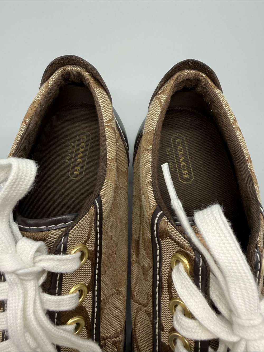 Coach Shoes Womens 6.5 Barrett Signature Sneakers Brown Canvas Low Top Casual - Picture 2 of 10
